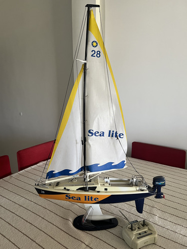 Velero Sea Lite Control Remoto 2 Motores Impecable (Usado)