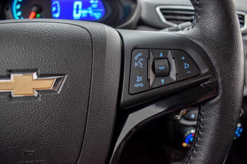 Imagem 11 de 15 de Chevrolet Onix 1.4 Mpfi Ltz 8v Flex 4p Mec 2017