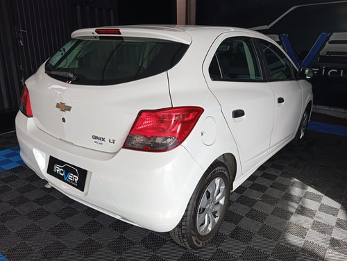 Chevrolet Onix 1.0 MPFI JOY 8V FLEX 4P MANUAL