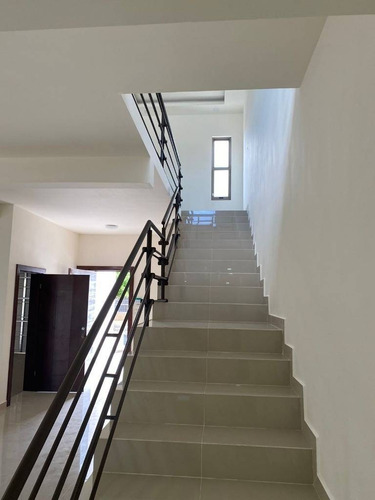 Imagen 4 de 20 de Hermosa Casa Nueva En La Colonia Del Empleado