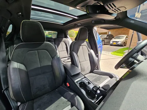Volvo XC40 2.0 T4 R-Design