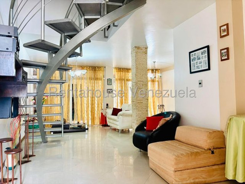 Ji 25-19736. En Venta Casa De 115m2 Ubicada En Guatire, Residencias Villa Avila.
