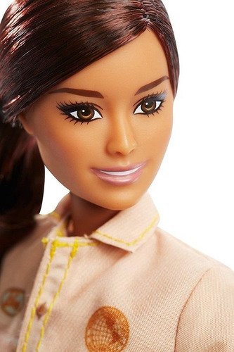 Barbie Cuidadora De Animales Con Mono National Geographic
