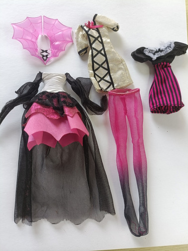 Monster High Accesorios Draculaura (Usado)