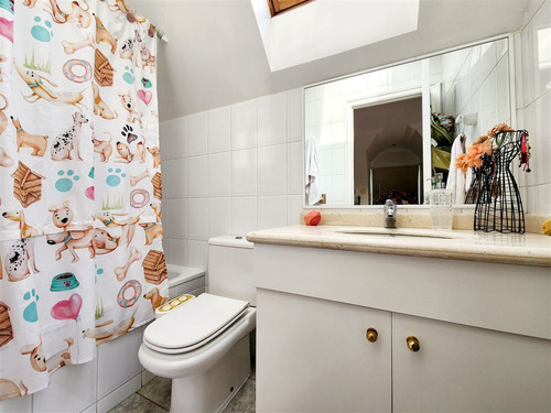 Casa En Arriendo En Lo Barnechea