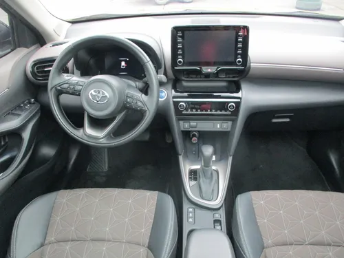 Toyota Yaris Cross Hybrid 1500cc At Aa