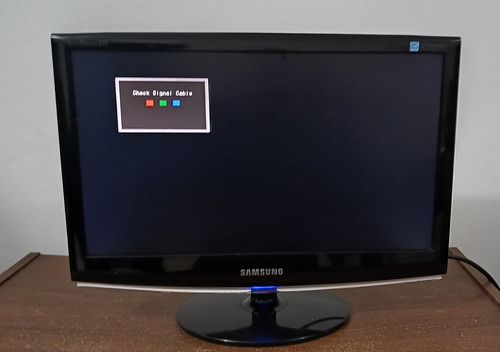 Monitor 18 Samsung 9338nplus Negro (Usado)