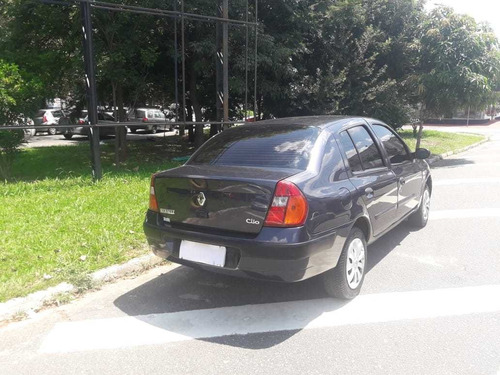 Renault Clio 1.0 16v Authentique 5p 2004