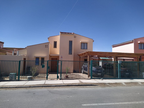 Se Vende Hermosa Casa En Sector Peuco I -calama