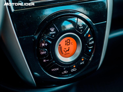 Imagen 22 de 25 de Nissan March Advance 1.6 Extra Full | Permuta / Financia