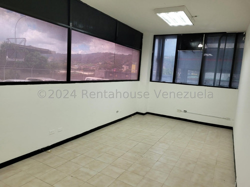 Ofina Alquiler Av Ppal De Los Ruices. Caracas, Ar Mls # 24-26299
