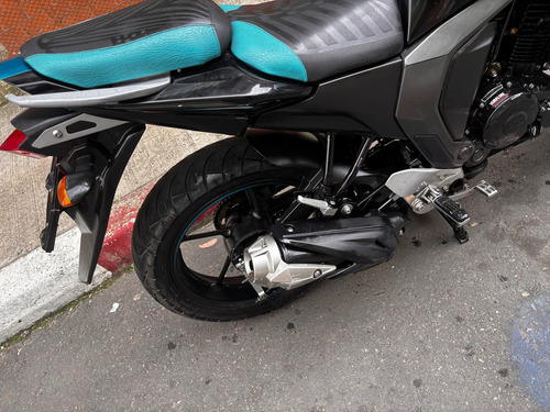 Moto Yamaha Fz 150 , Único Dueño Con Papeles Al Día