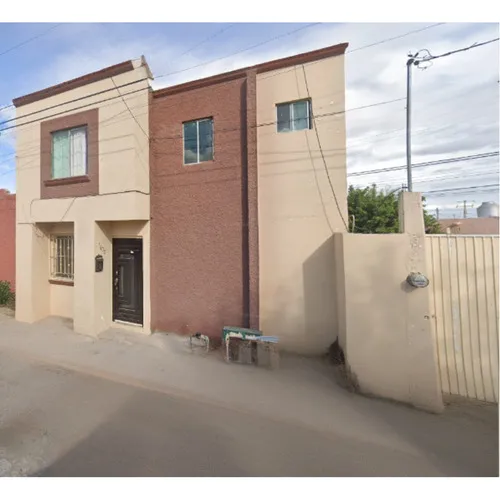 Casa En Recuperación, Los Bosques, Monclova, Coahuila. Laab2