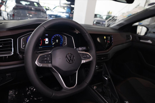 Volkswagen Virtus 1.0 200 TSI HIGHLINE AUTOMÁTICO