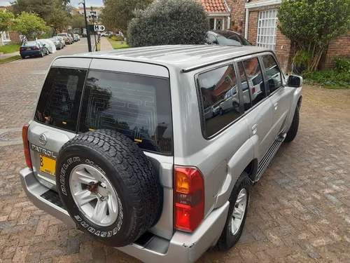 Nissan Patrol 4.8 Y61 Grx