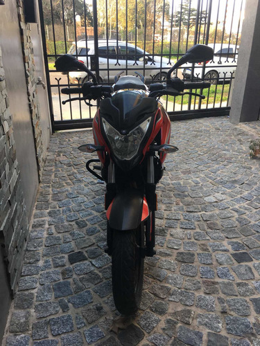 Imagen 2 de 9 de Bajaj Rouser 200 Ns