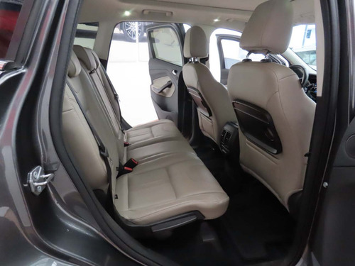 Imagen 3 de 11 de Ford Escape 2.0 Titanium Ecoboost At 2016 Gris