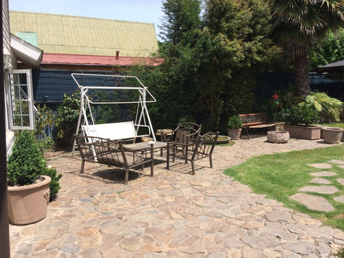 Se Vende Amplia Casa De 5 Dormitorios 4 Baños Miraflores