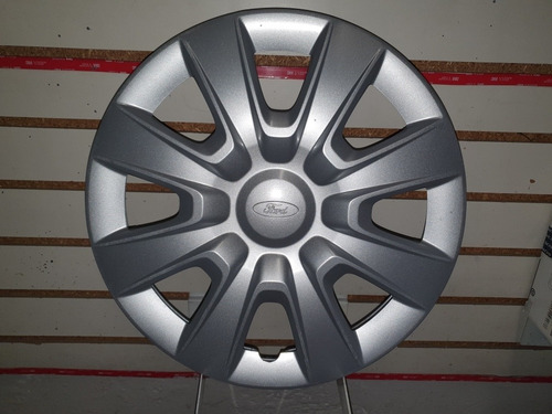 Tapon Polvera R14 Original Usado Ford Fiesta Ikon