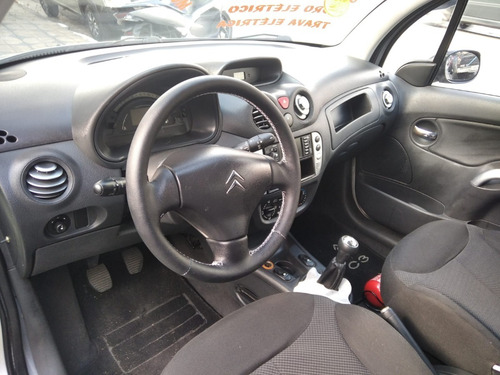 Imagem 9 de 13 de Citroën C3 1.4 Glx Flex 5p 2010