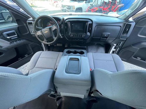Imagen 12 de 15 de Chevrolet Silverado Lt Doble Cabina