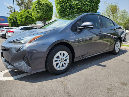 Toyota Prius 1.8 Premium Cvt