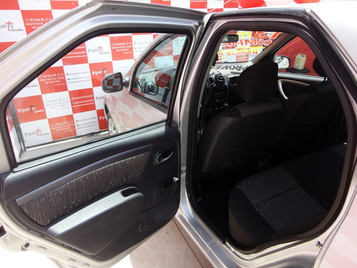 Renault Logan 1.0 Expression 16v Flex 4p Manual