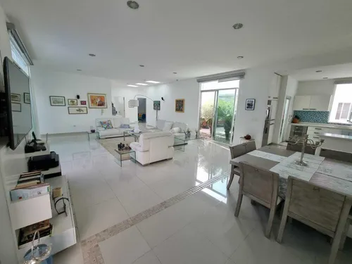 Casa En Venta En Val De Cristo