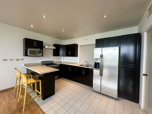 Departamento Renta Amueblado Cumbres - George Towers