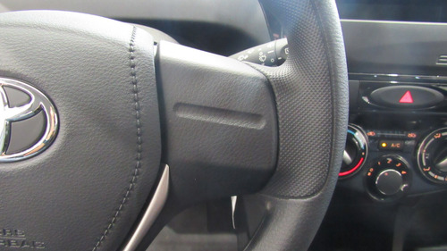 Toyota Etios X 1.3 (aut) (flex)
