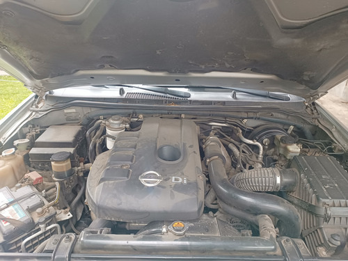 Nissan Frontier 2.5 Le Cab Doble 4x4