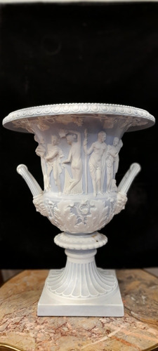 Jarrón De Ceramico Con Motivos Griegos