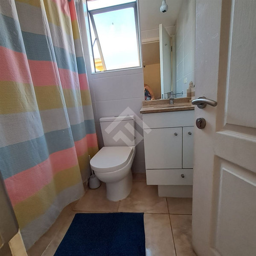 Casa En Venta De 3 Dorm. En La Florida