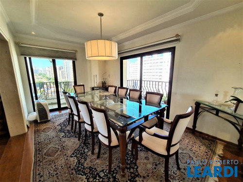 Imagem 8 de 15 de Apartamento - Campo Belo - Sp - 638761