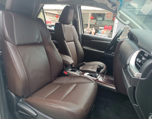 Toyota SW4 4.0 V6 Srx 7l 4x4 Aut. 5p