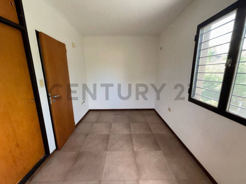 Calle 478 Entre 26 Y 27, City Bell | Duplex 2 Dormitorios.