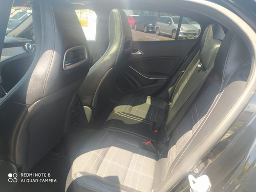 Mercedes-benz Gla 200 1.6 Cgi Vision 16v Turbo