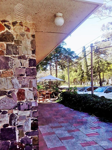 Espectacular Hosteria Con Restaurante En Colonia -uruguay-balneario Santa Ana!!