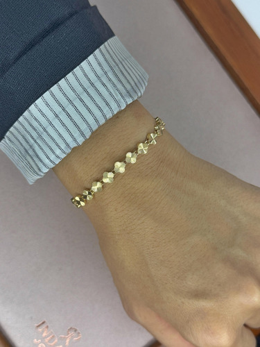 Pulseira Trevos Maciços 6 Mm Ouro 18k 750 Comprimento 17 Cm Cor Dourado Diâmetro 6