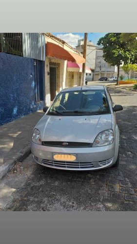 Imagem 3 de 7 de Ford Fiesta Sedan 1.6 Flex 4p 2006