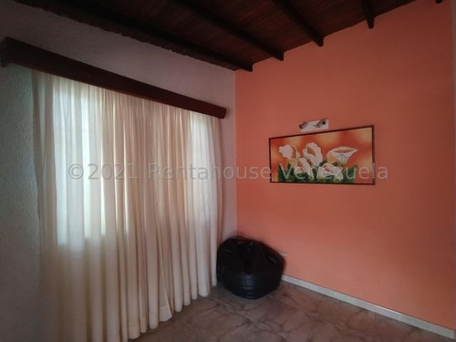 Imagen 20 de 25 de 22-6319 Mv. Apartamento En Venta Pent-house Urb. Campo Alegre, Turmero.