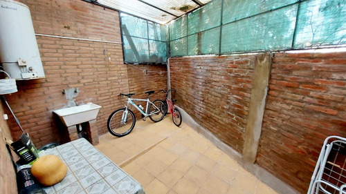 Imagen 10 de 20 de Duplex 2 Dormitorios, 2 Baños, Cochera, Pileta. Costanera, B° Villa Dominguez. Villa Carlos Paz