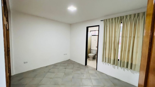 Imagen 7 de 14 de Casa Urb Exclusiva Gabriela Country, Sector Castellana. Adlz