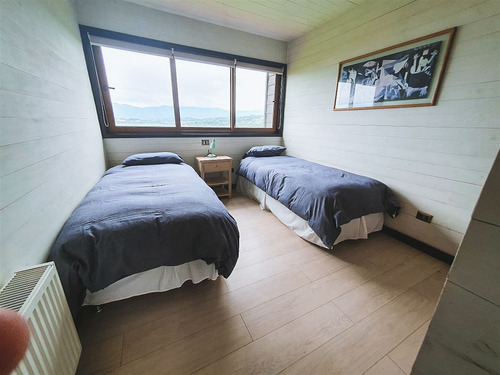 Casa En Venta De 4 Dorm. En Panguipulli