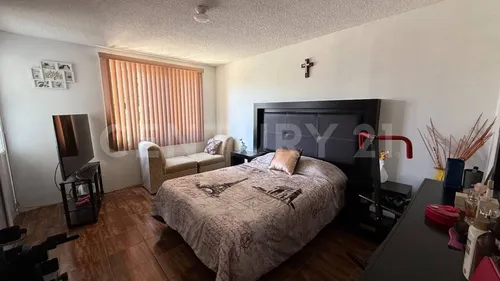 Venta De Casa Remodelada En Jardines De Morelos Secc. Flores