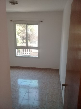 Imagen 7 de 14 de Inversor!! 2 Dormitorios C/ Balcon !!! Zona Ctral De Policia!!!