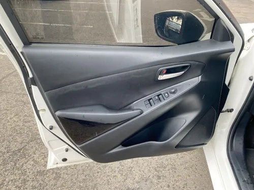 Mazda 2 1.5 Touring Mt