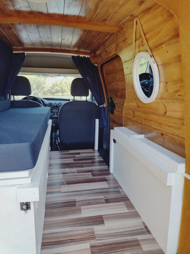 Imagen 9 de 21 de Kangoo Camper/motorhome Homologada