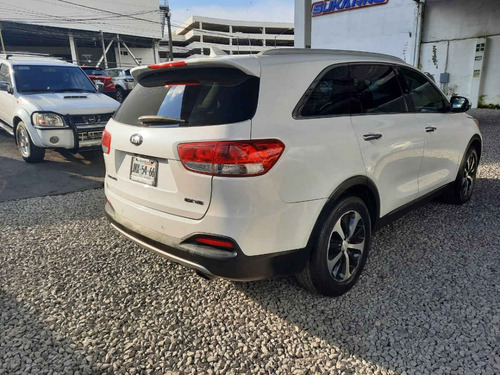 Imagen 6 de 15 de Kia Sorento 2016 5p Ex Pack, V6 Ta Piel Qcp Gps 7 Pas. R
