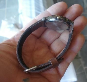 Relogio Guess Unisex Movt Japan Antigo